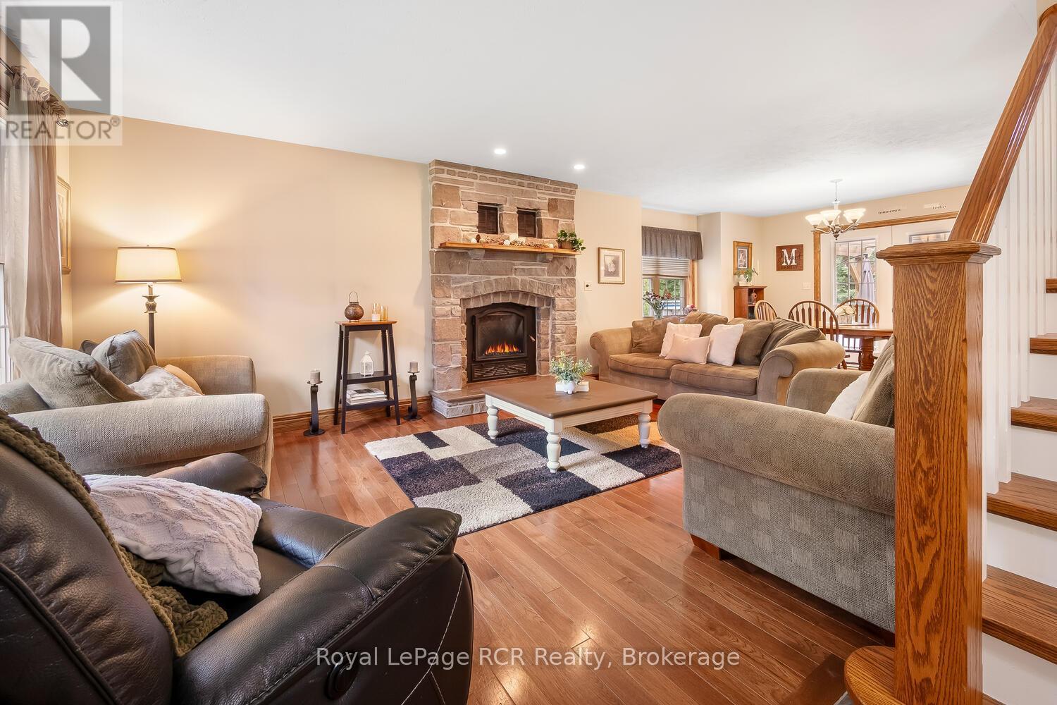 












743055 SIDEROAD 10

,
Chatsworth,




Ontario
N0H1G0

