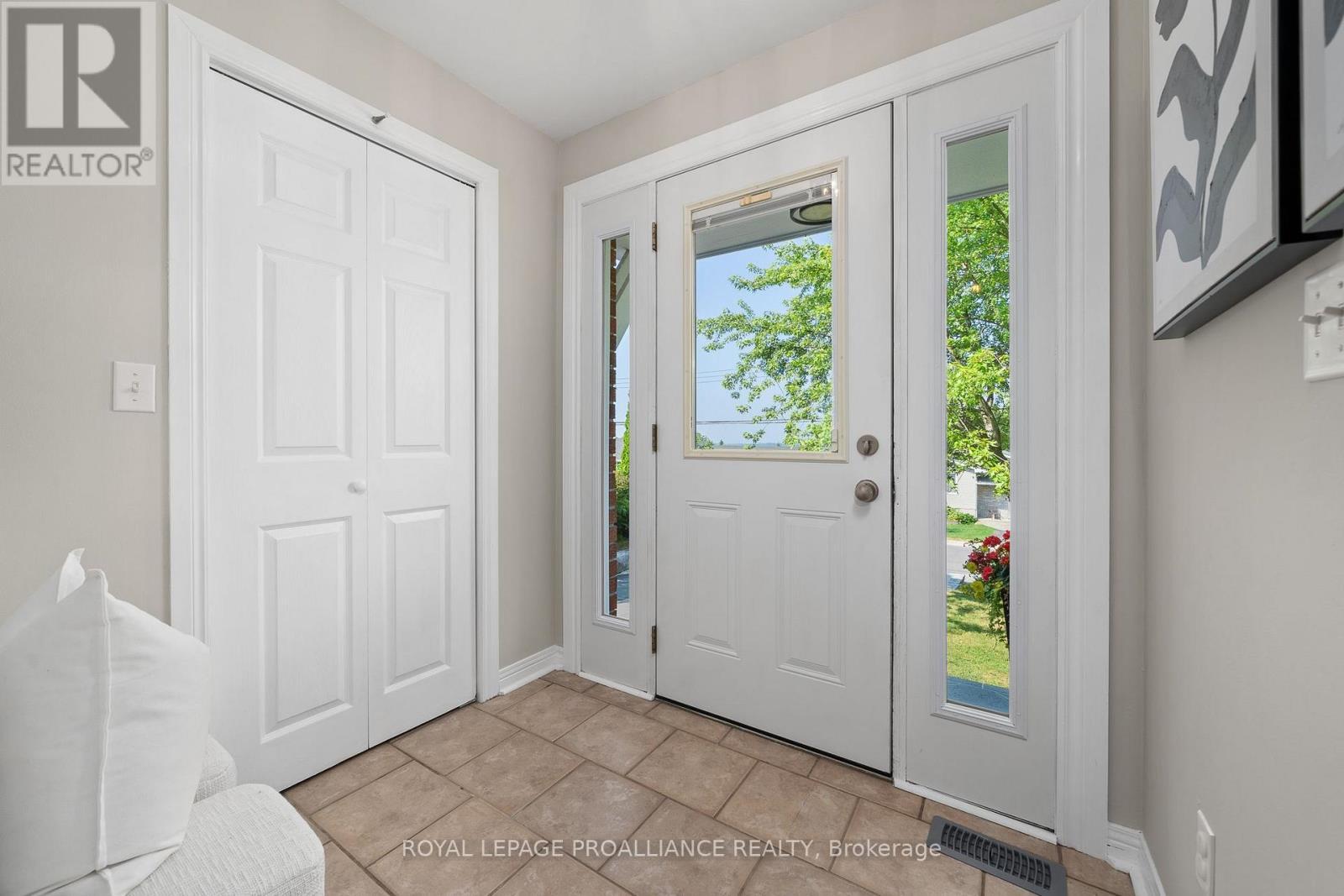 












36 BURNHAM AVENUE

,
Cramahe (Colborne),




Ontario
K0K1S0

