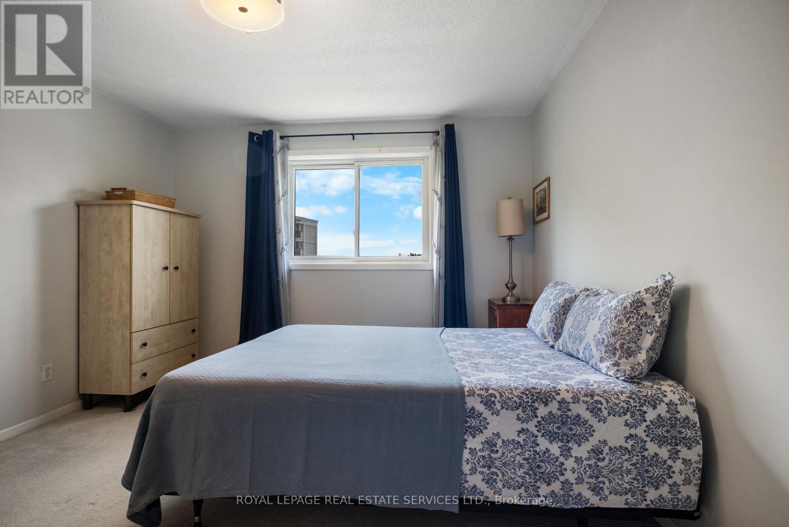 












19 TERRYELLEN CRESCENT

,
Toronto,




Ontario
M9C1H6

