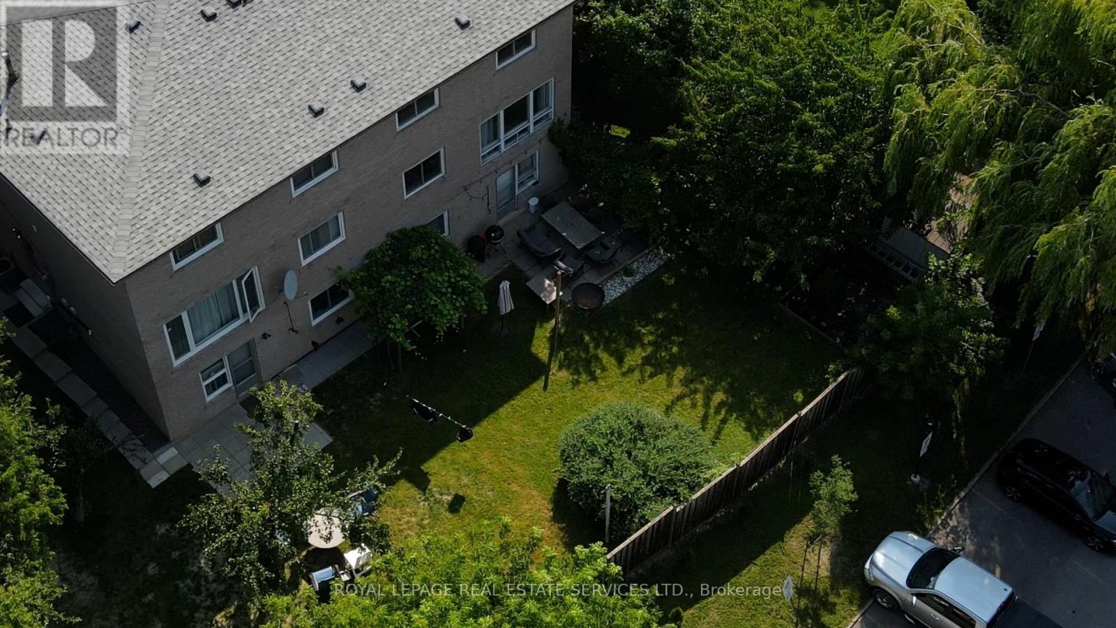 












19 TERRYELLEN CRESCENT

,
Toronto,




Ontario
M9C1H6

