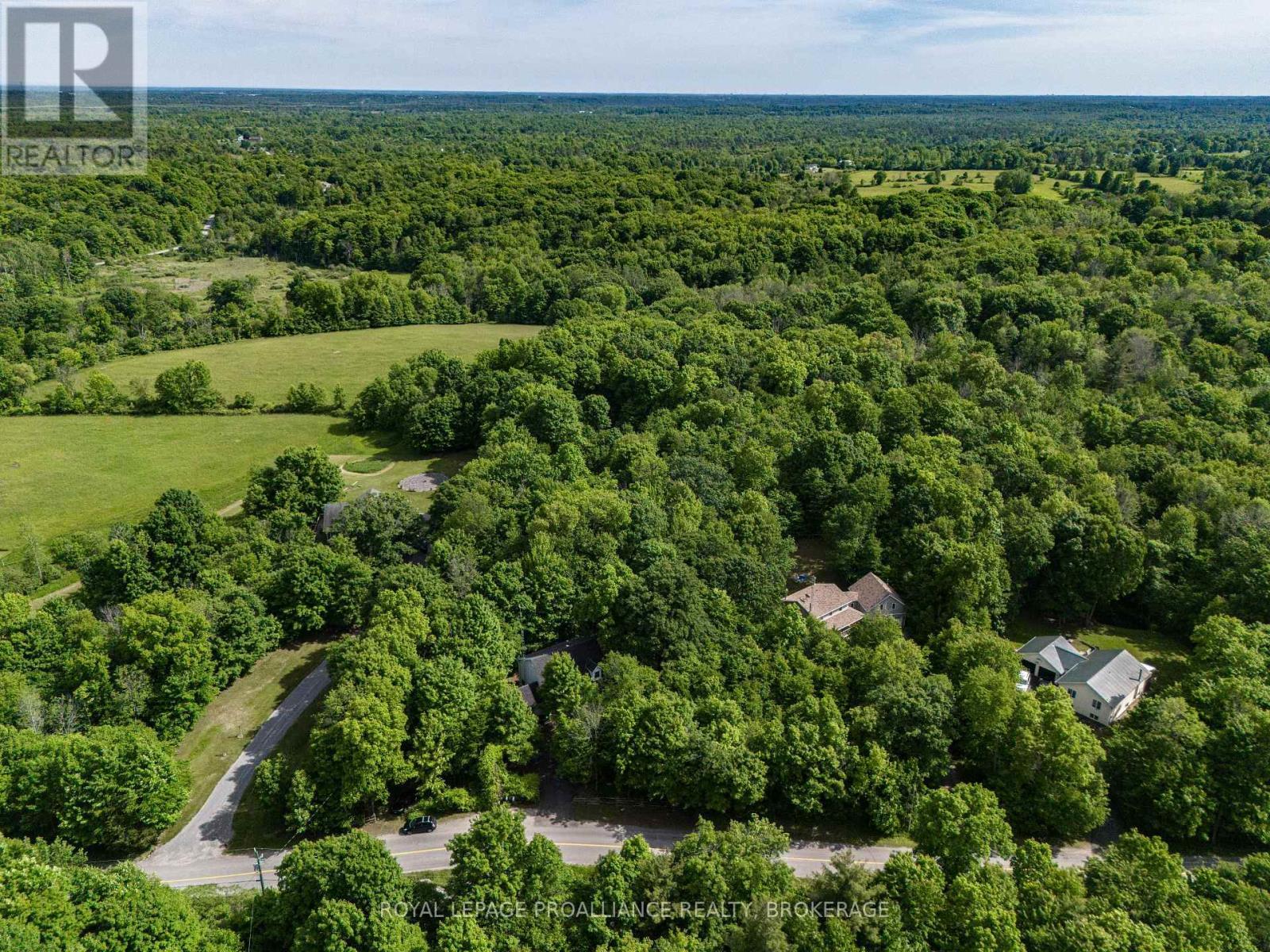 












1403 NORWAY ROAD

,
Frontenac (Frontenac South),




Ontario
K0H2L0

