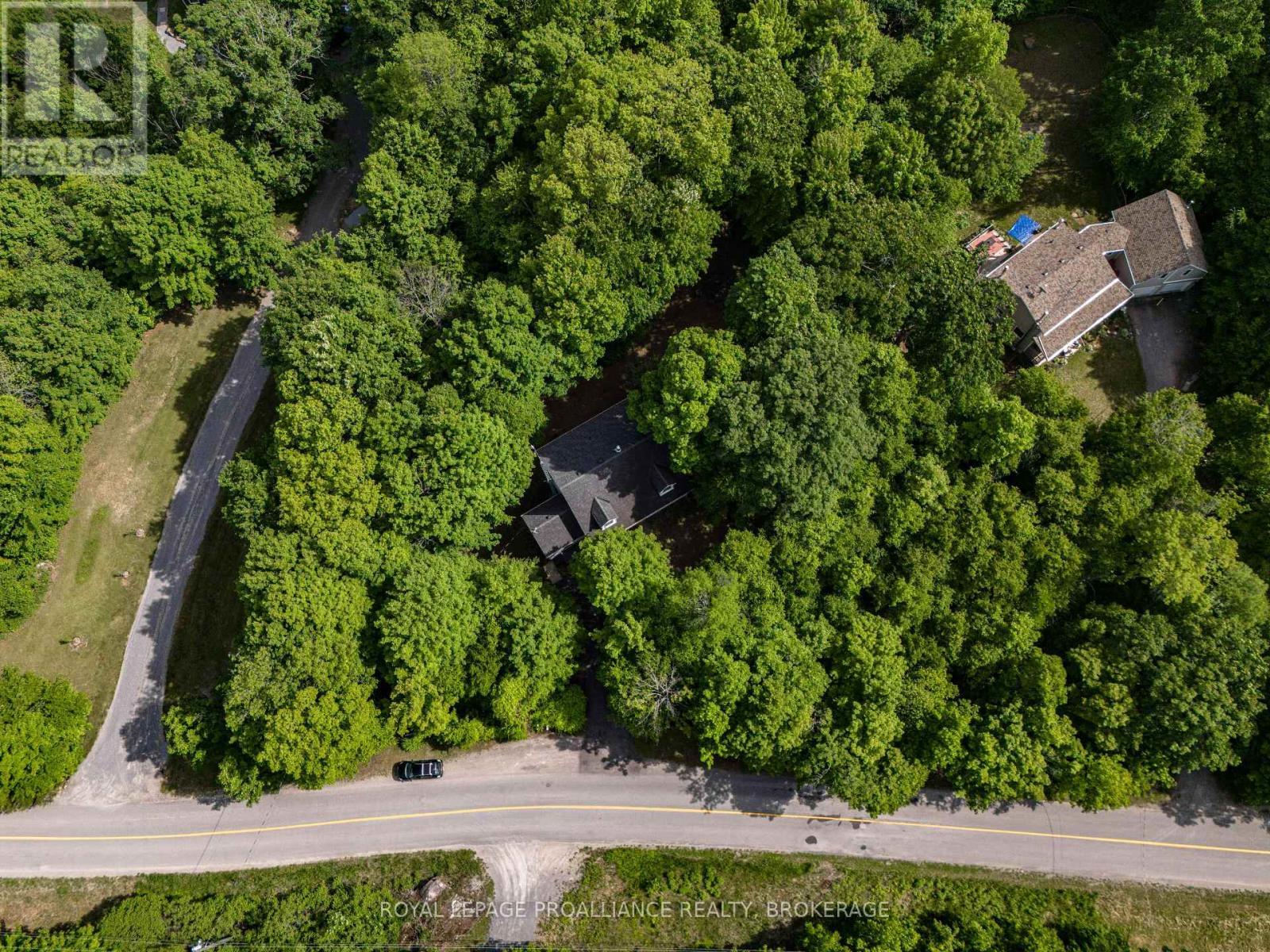 












1403 NORWAY ROAD

,
Frontenac (Frontenac South),




Ontario
K0H2L0


