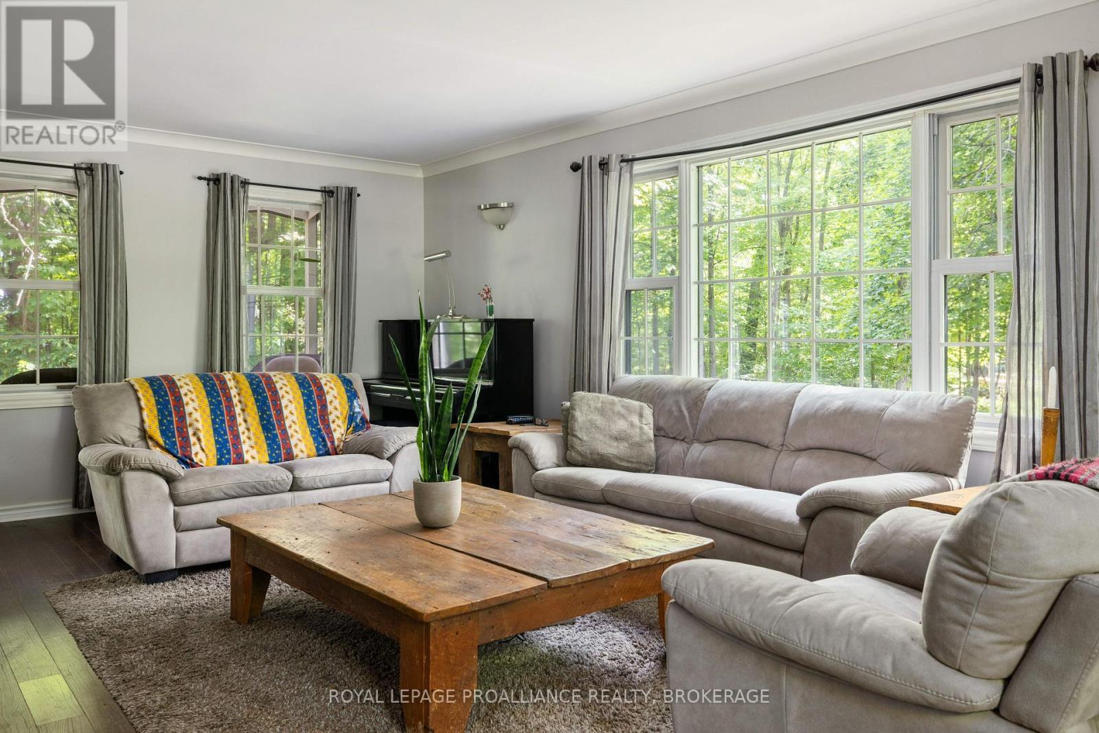 












1403 NORWAY ROAD

,
Frontenac (Frontenac South),




Ontario
K0H2L0

