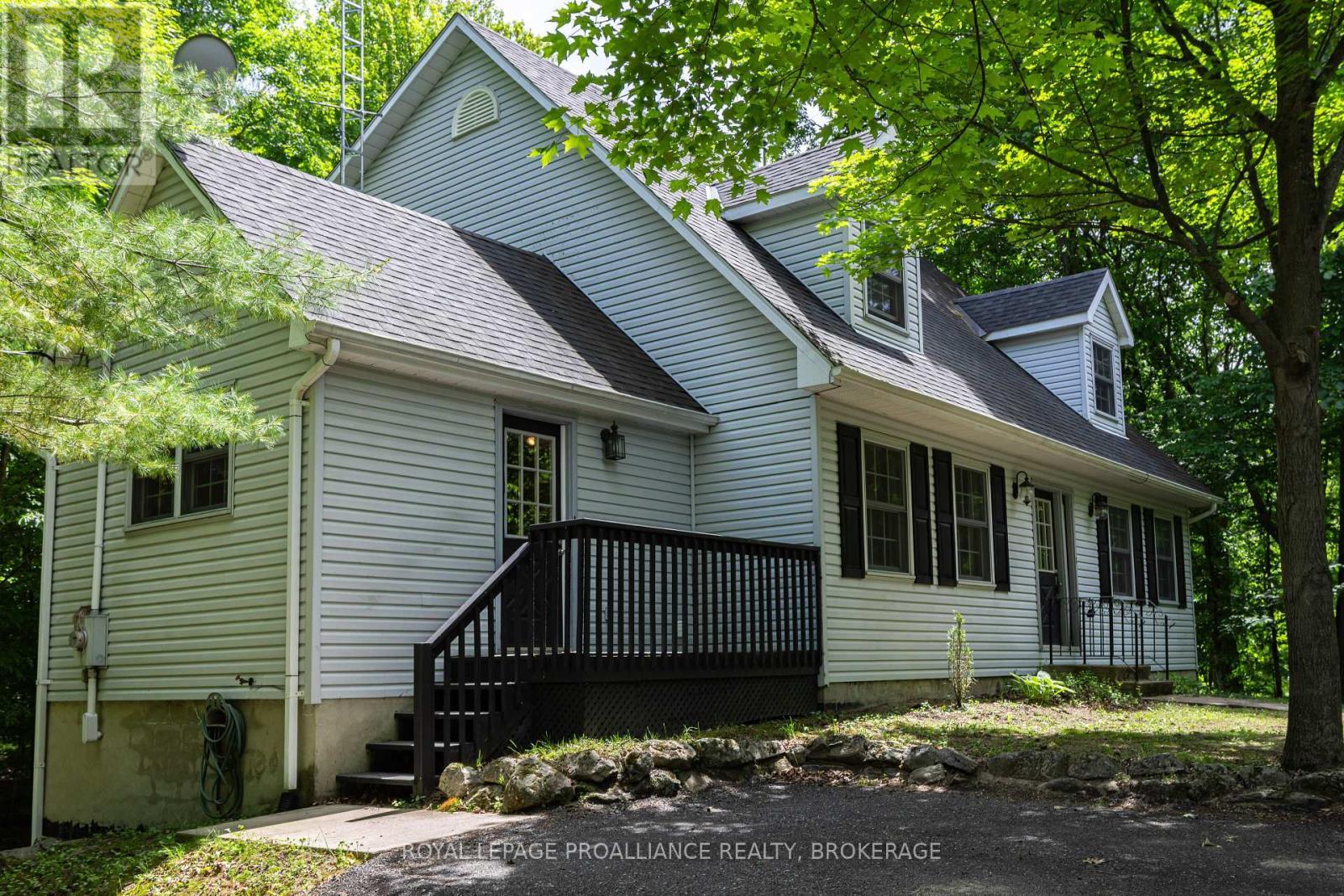 












1403 NORWAY ROAD

,
Frontenac (Frontenac South),




Ontario
K0H2L0

