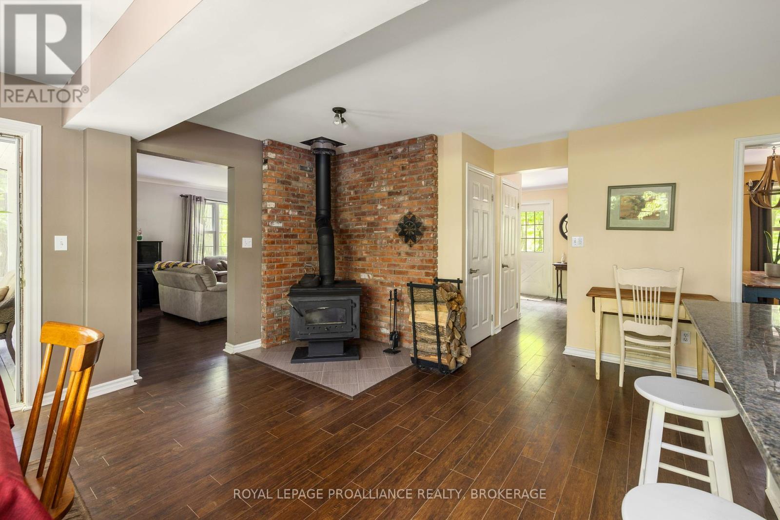 












1403 NORWAY ROAD

,
Frontenac (Frontenac South),




Ontario
K0H2L0


