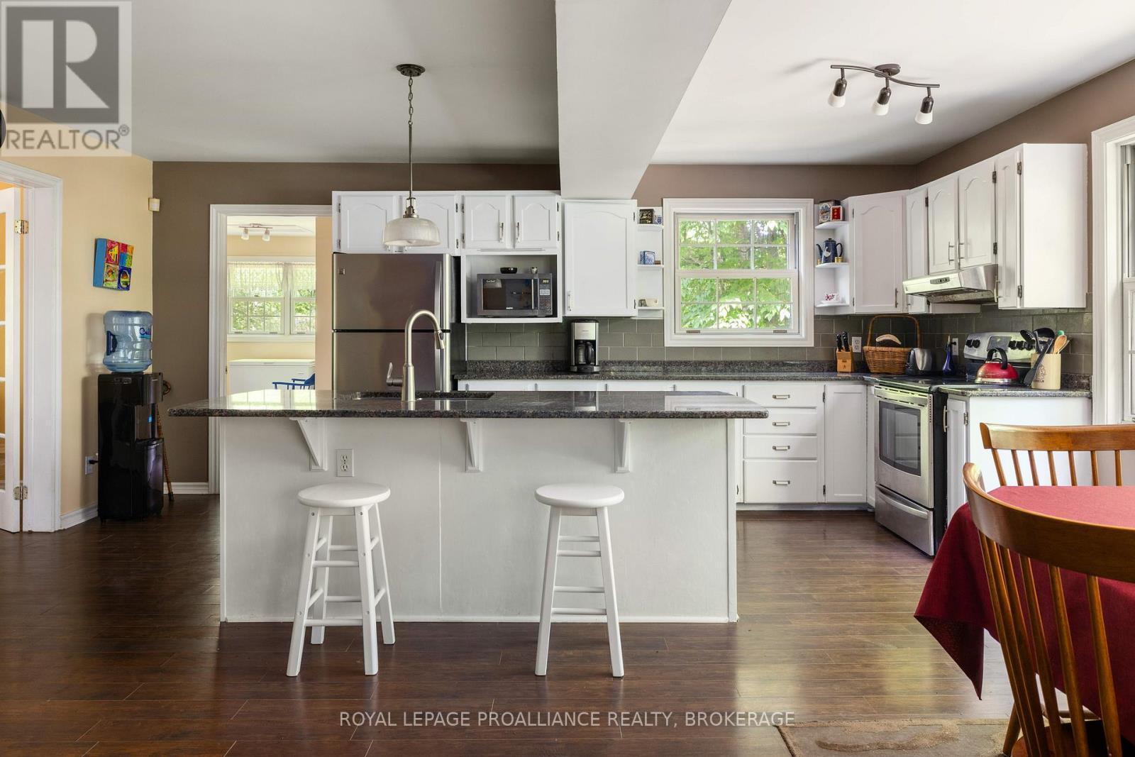 












1403 NORWAY ROAD

,
Frontenac (Frontenac South),




Ontario
K0H2L0

