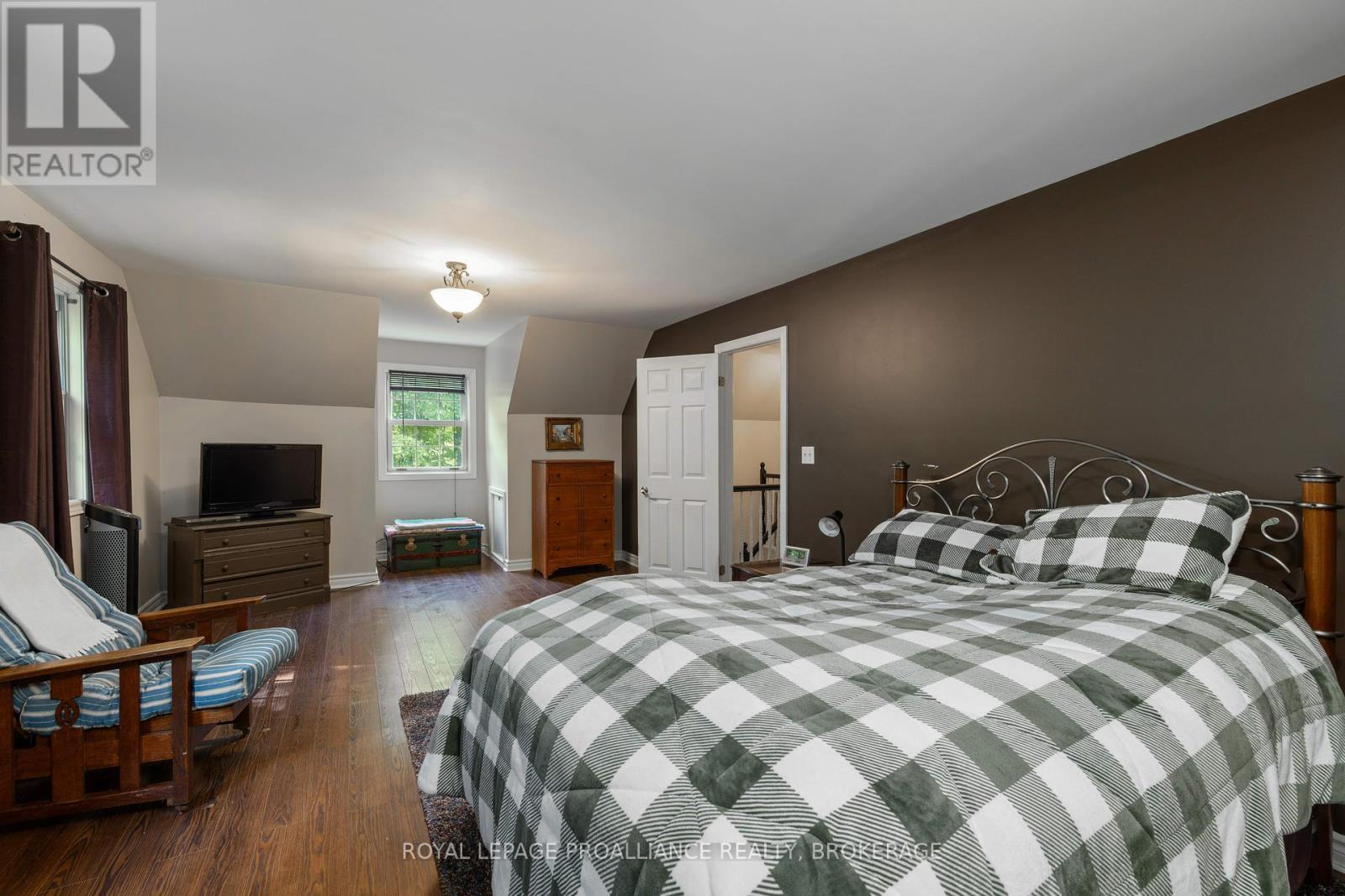












1403 NORWAY ROAD

,
Frontenac (Frontenac South),




Ontario
K0H2L0

