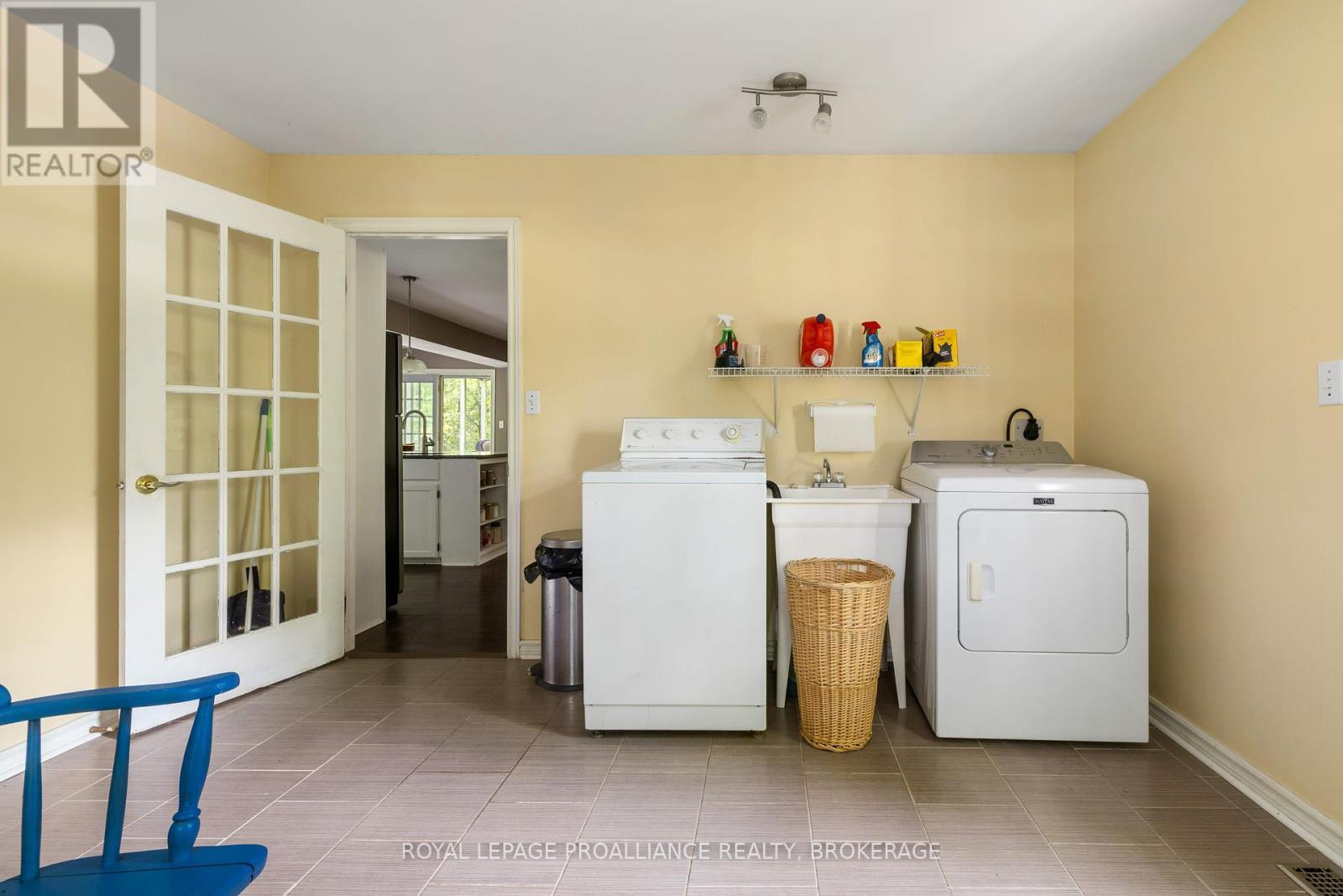 












1403 NORWAY ROAD

,
Frontenac (Frontenac South),




Ontario
K0H2L0

