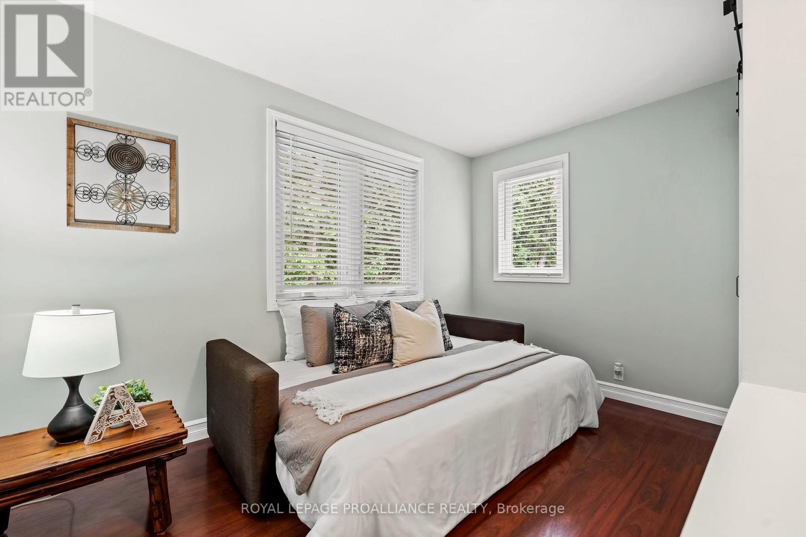 












11 PAMELA COURT

,
Clarington (Bowmanville),




Ontario
L1C4N6

