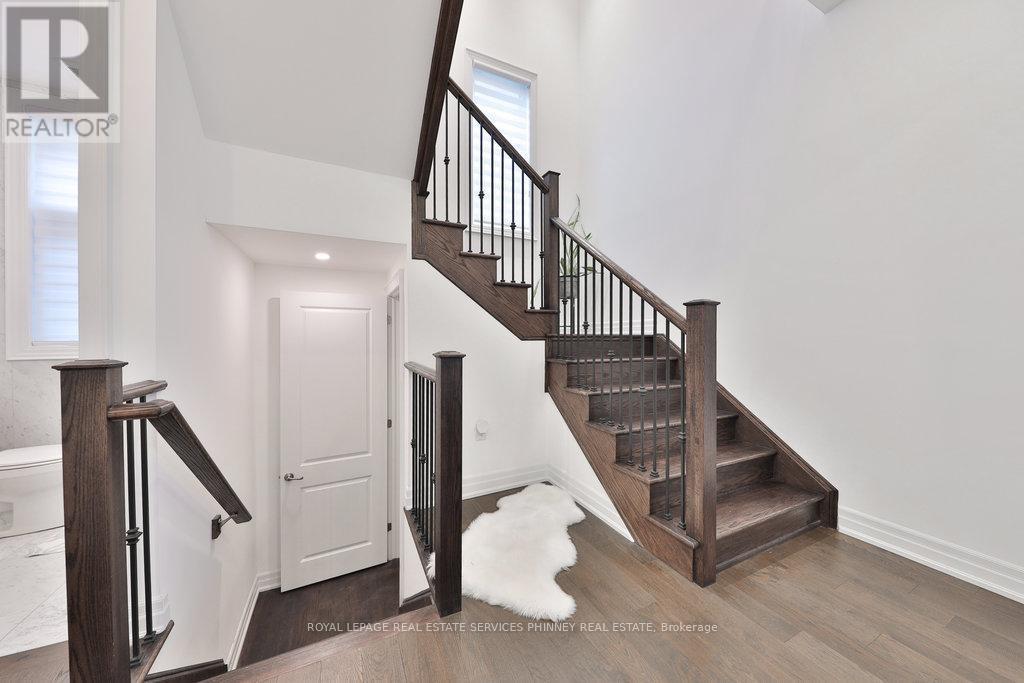 












3318 MERION GARDENS

,
Oakville,




Ontario
L6M5K9

