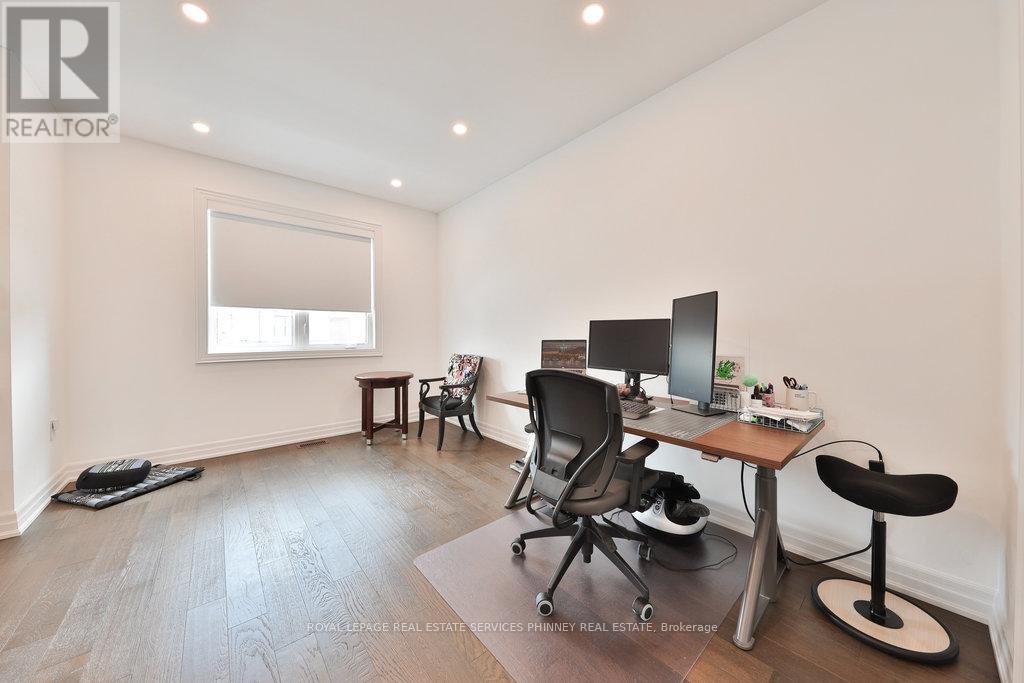 












3318 MERION GARDENS

,
Oakville,




Ontario
L6M5K9

