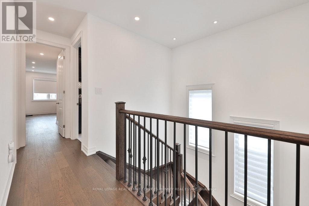 












3318 MERION GARDENS

,
Oakville,




Ontario
L6M5K9

