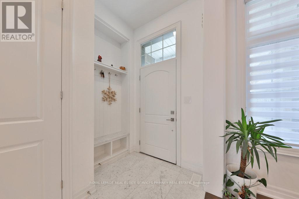 












3318 MERION GARDENS

,
Oakville,




Ontario
L6M5K9

