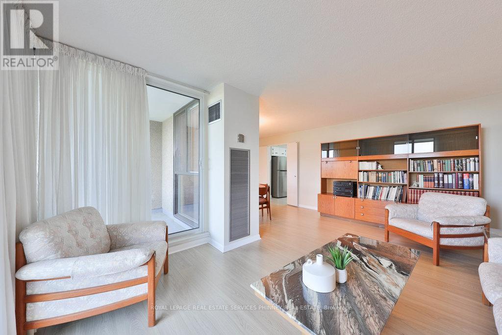 












404 - 1320 MISSISSAUGA VALLEY BOULEVARD

,
Mississauga,




Ontario
L5A3S9


