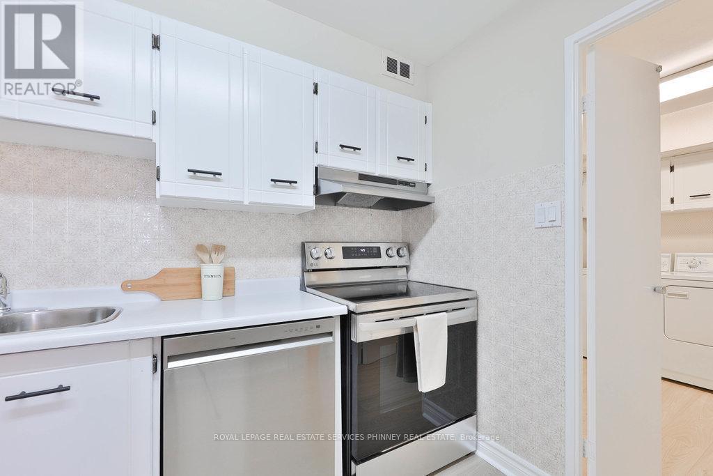 












404 - 1320 MISSISSAUGA VALLEY BOULEVARD

,
Mississauga,




Ontario
L5A3S9

