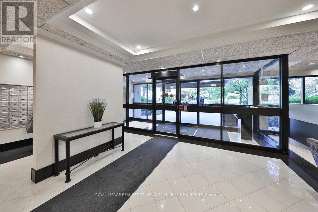 












404 - 1320 MISSISSAUGA VALLEY BOULEVARD

,
Mississauga,




Ontario
L5A3S9

