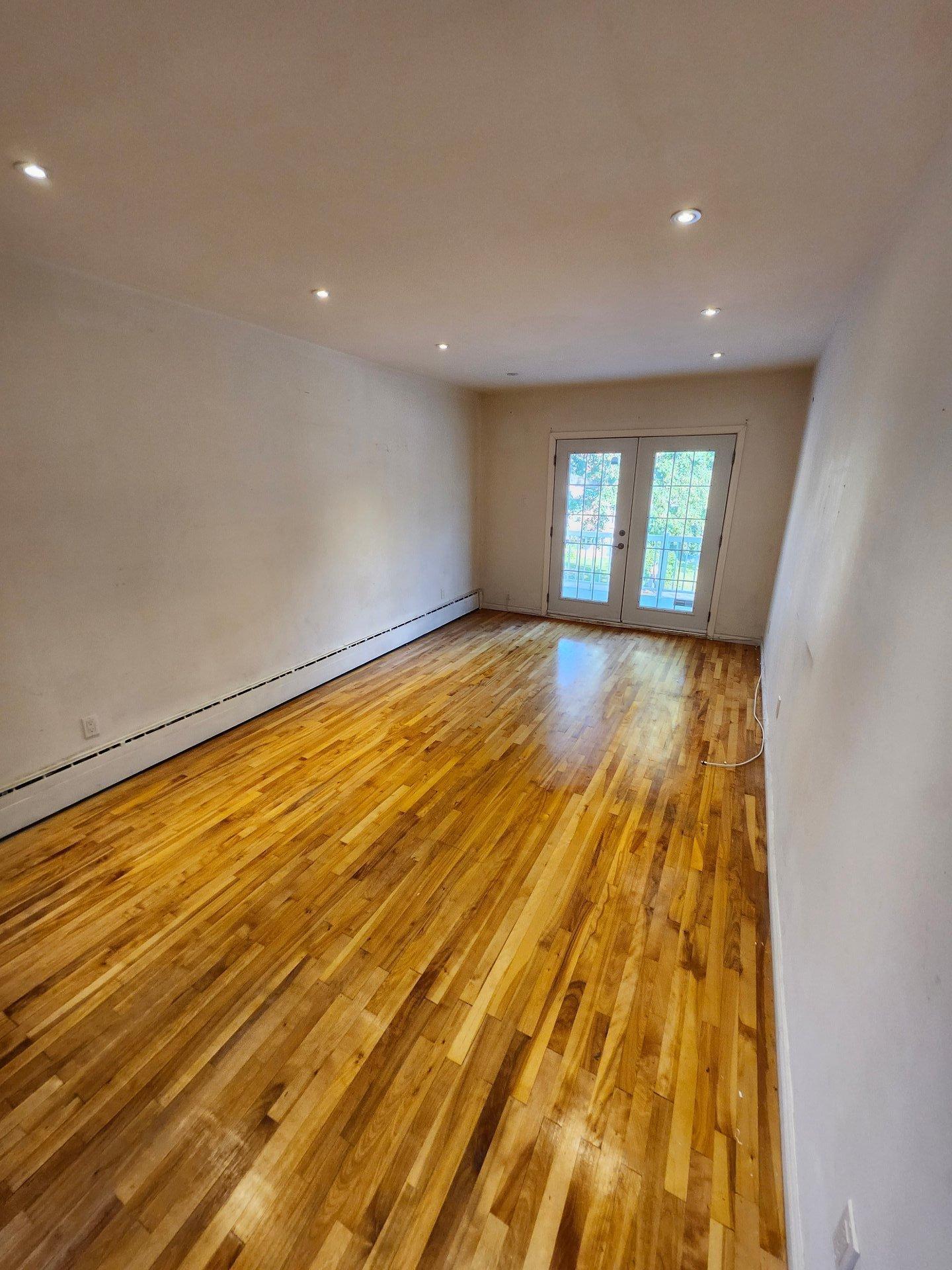 









10117


Av. Hamelin

,
Montréal (Ahuntsic-Cartierville),




QC
H2B1E4

