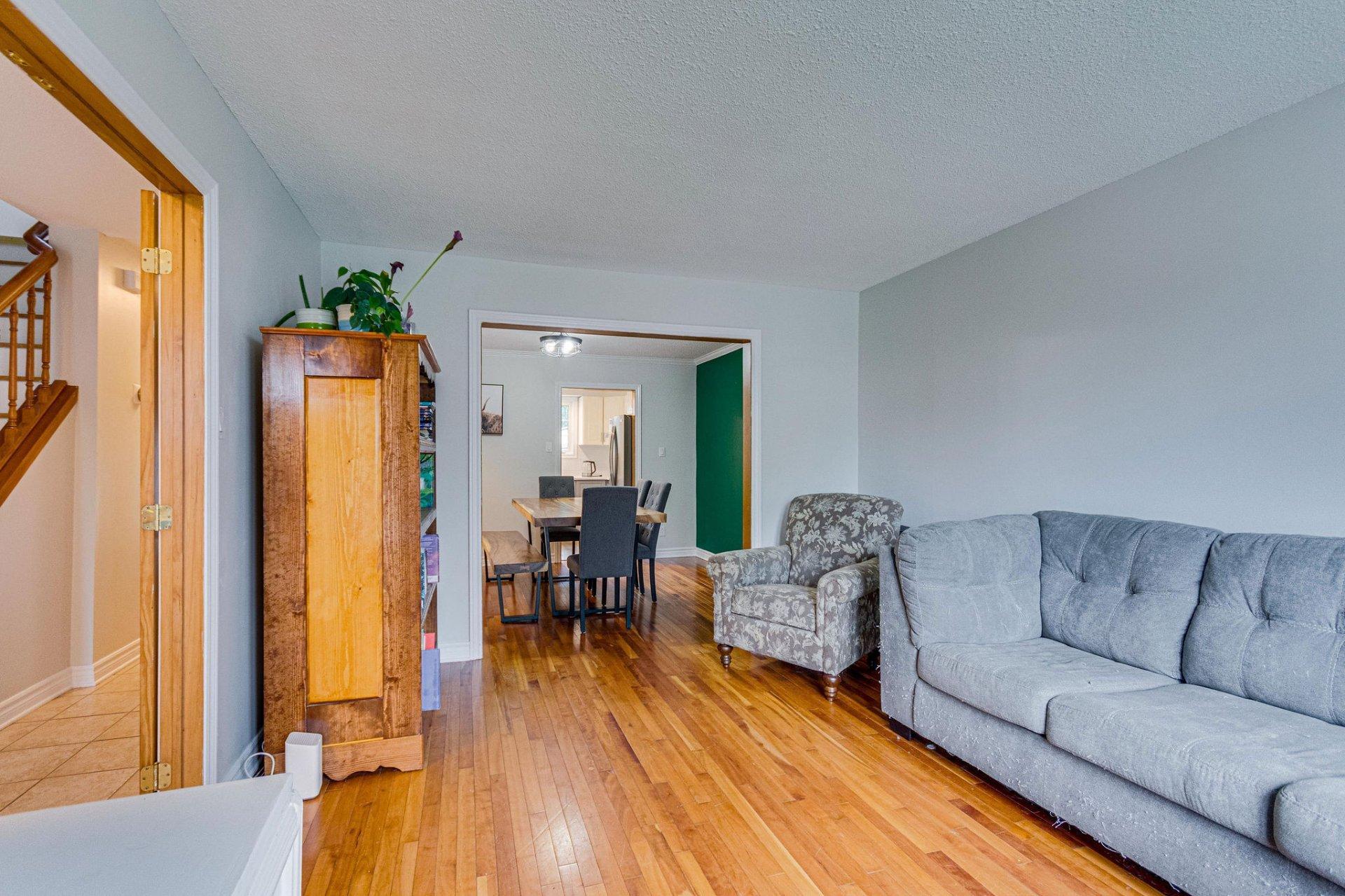 









157


Rue Prentiss

,
Gatineau (Aylmer),




QC
J9H5V8

