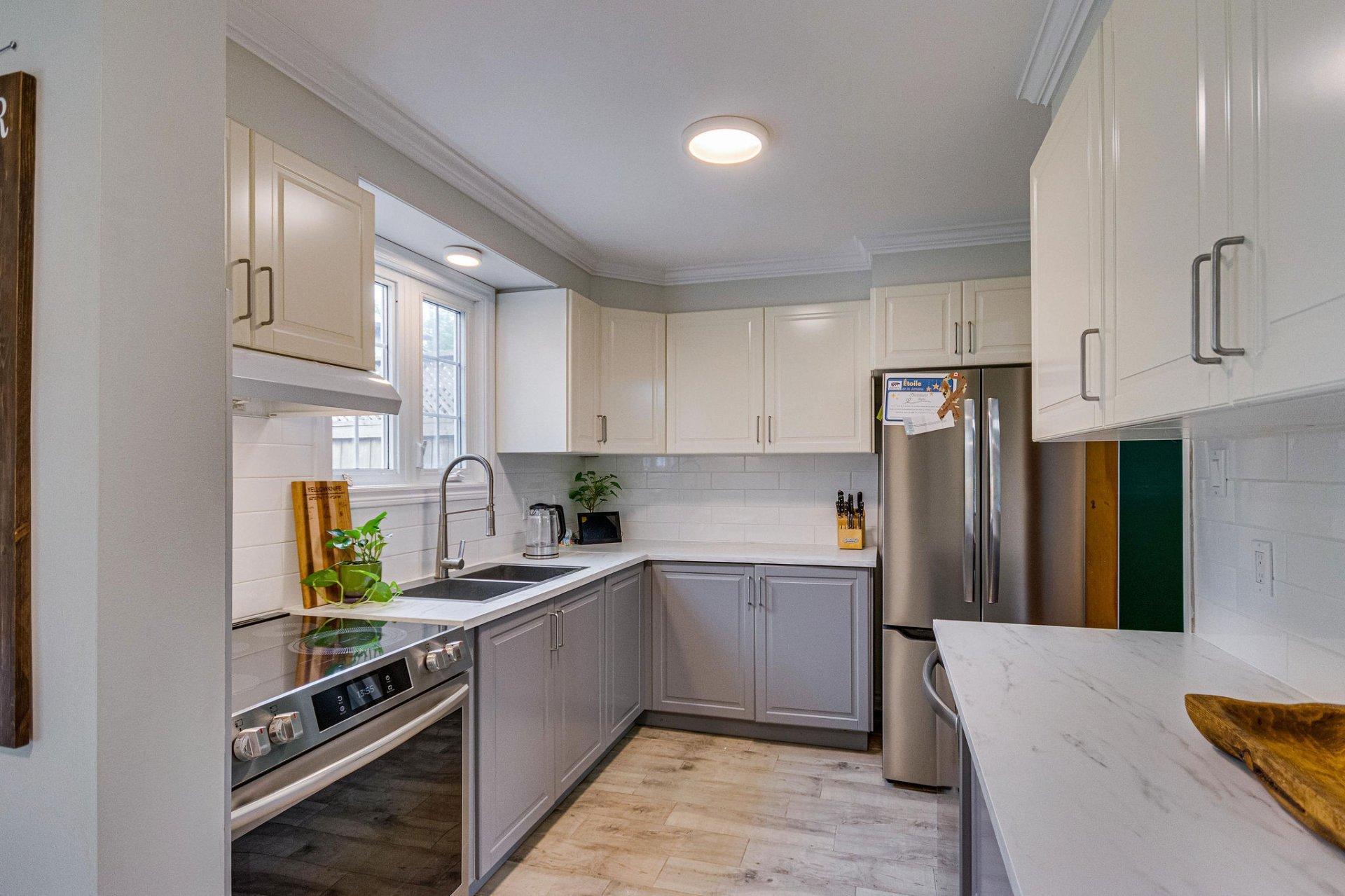 









157


Rue Prentiss

,
Gatineau (Aylmer),




QC
J9H5V8


