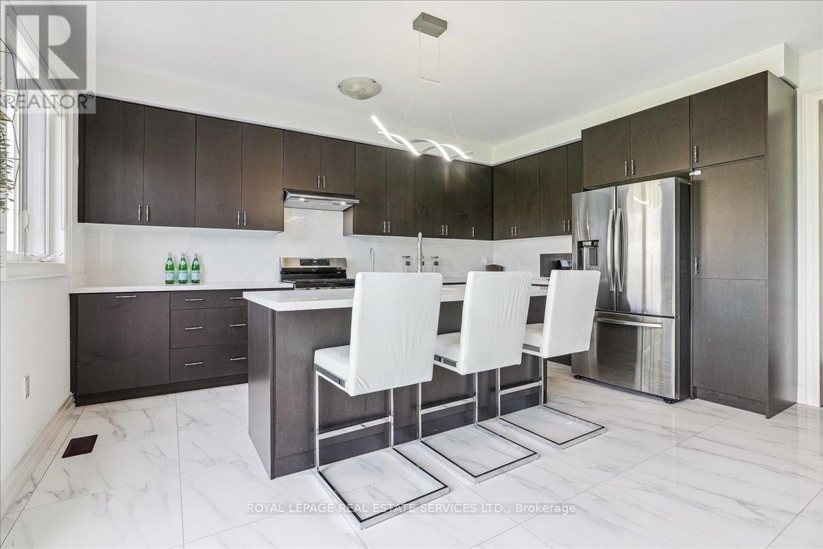 












81 GRANITE RIDGE TRAIL

,
Hamilton,




Ontario
L8B1Y6

