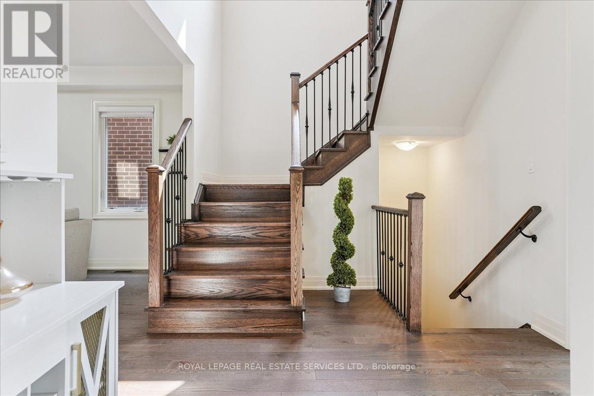 












81 GRANITE RIDGE TRAIL

,
Hamilton,




Ontario
L8B1Y6

