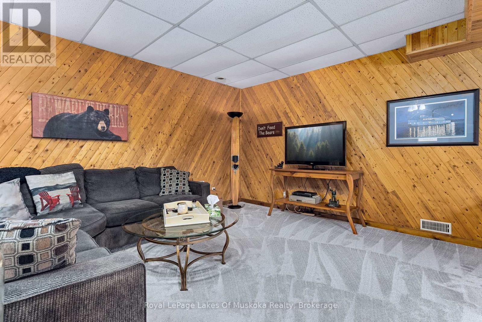 












300 WURM ROAD

,
Magnetawan,




Ontario
P0A1P0

