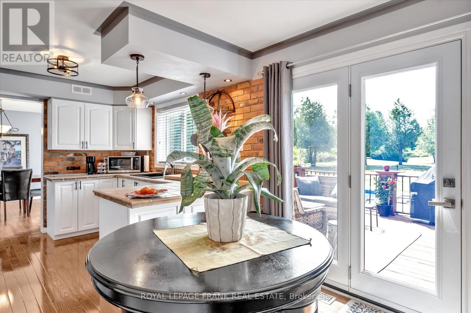 












229 LONSBERRY LANE

,
Douro-Dummer,




Ontario
K0L3A0

