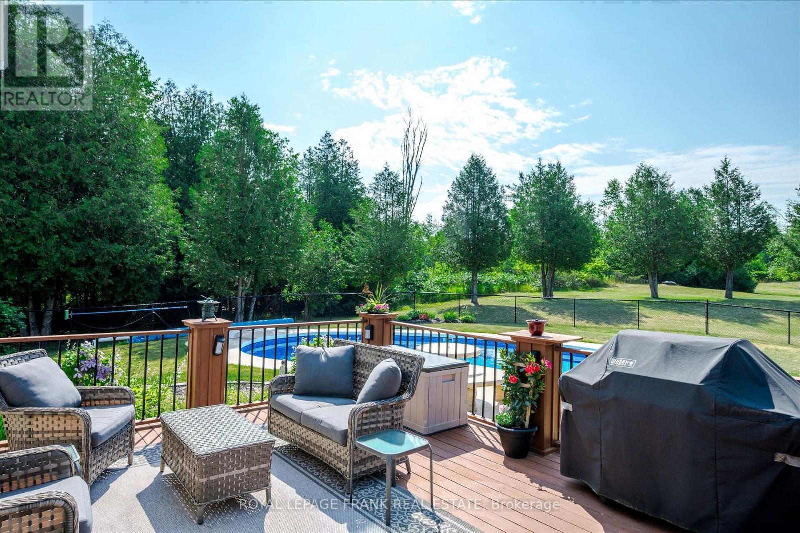 












229 LONSBERRY LANE

,
Douro-Dummer,




Ontario
K0L3A0

