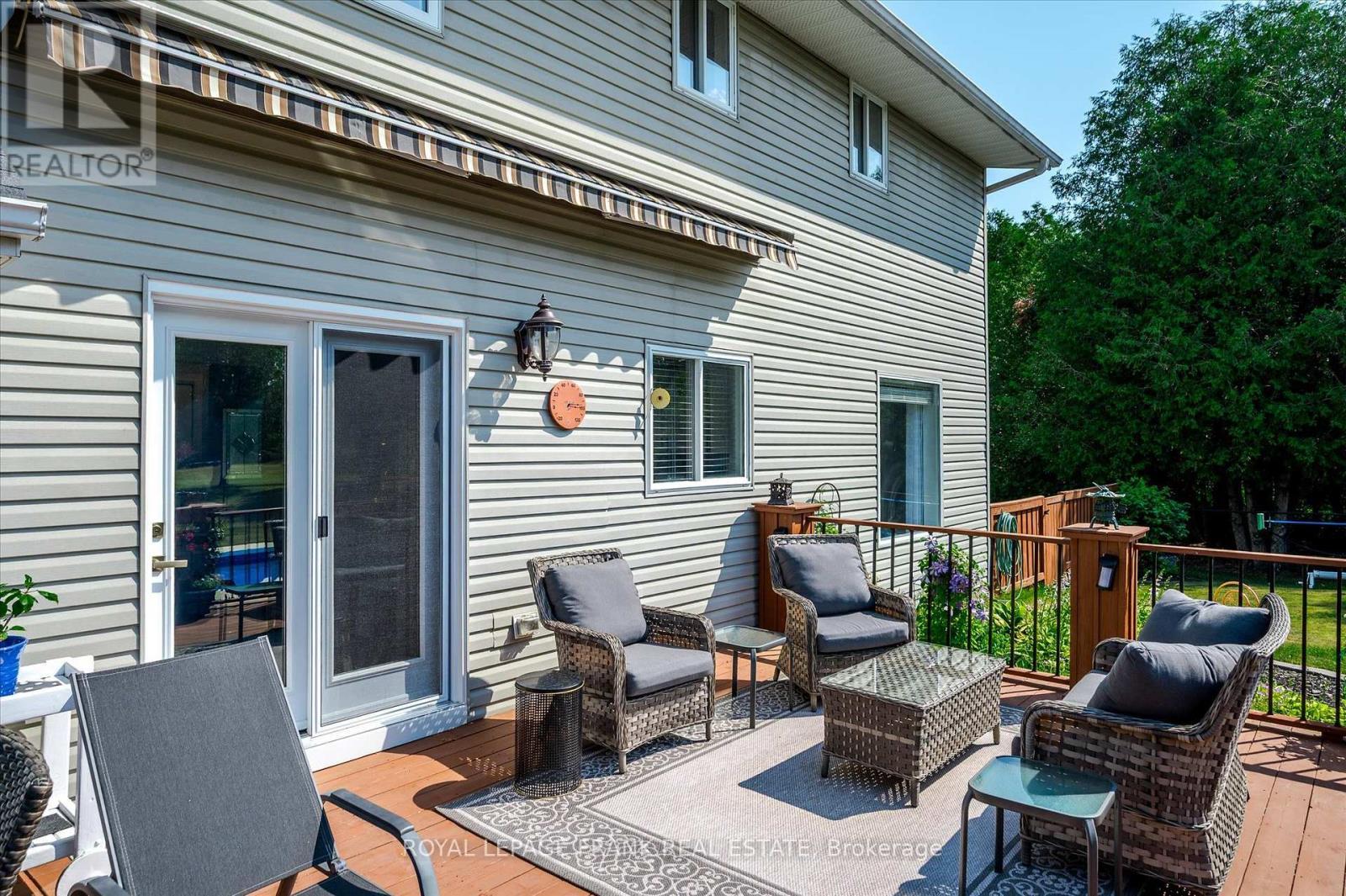 












229 LONSBERRY LANE

,
Douro-Dummer,




Ontario
K0L3A0

