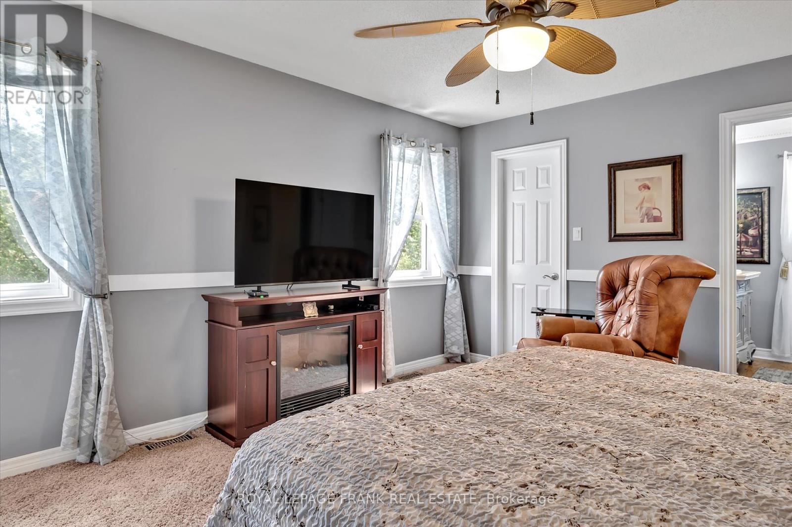 












229 LONSBERRY LANE

,
Douro-Dummer,




Ontario
K0L3A0


