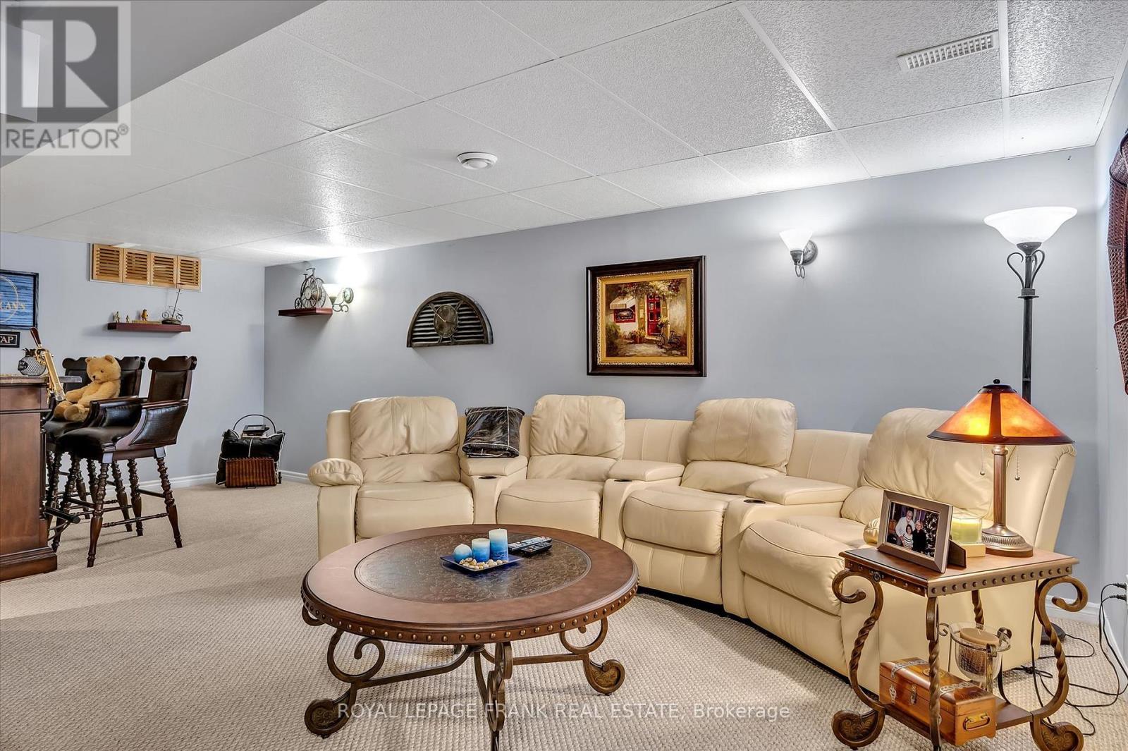 












229 LONSBERRY LANE

,
Douro-Dummer,




Ontario
K0L3A0

