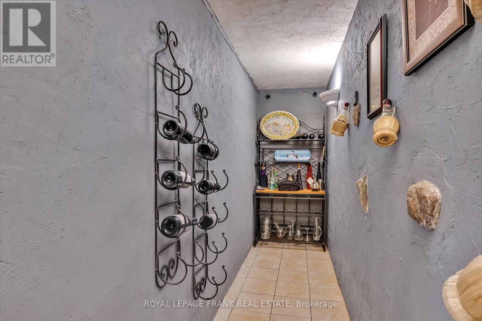 












229 LONSBERRY LANE

,
Douro-Dummer,




Ontario
K0L3A0

