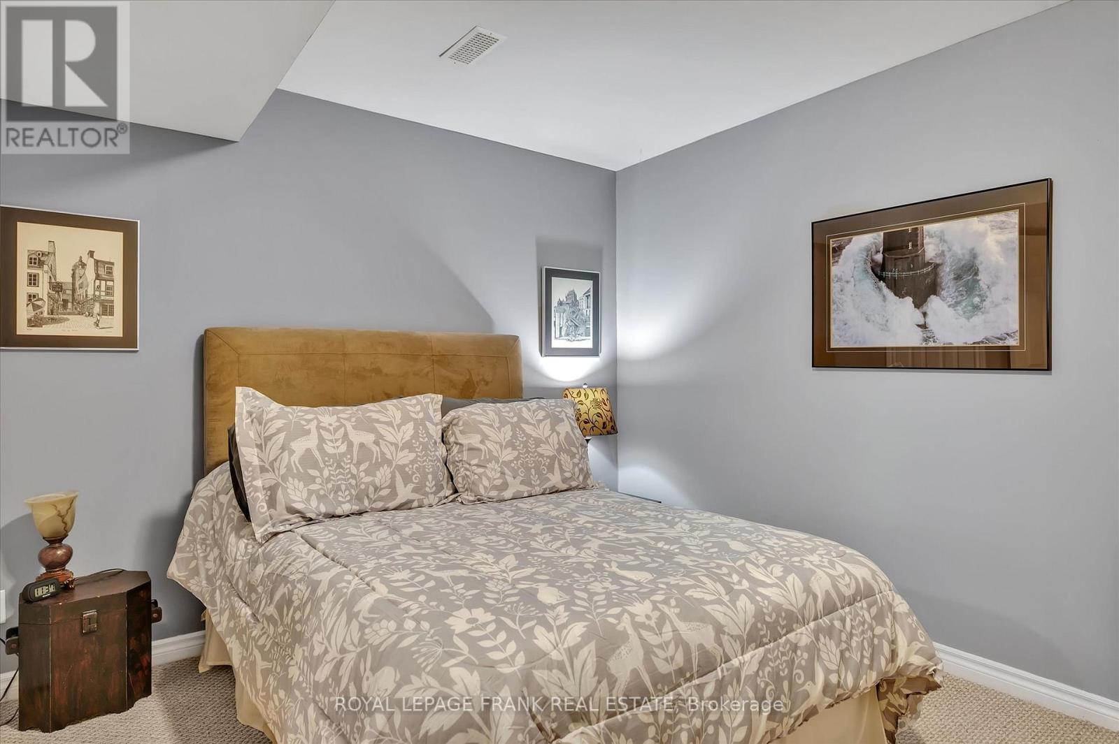 












229 LONSBERRY LANE

,
Douro-Dummer,




Ontario
K0L3A0

