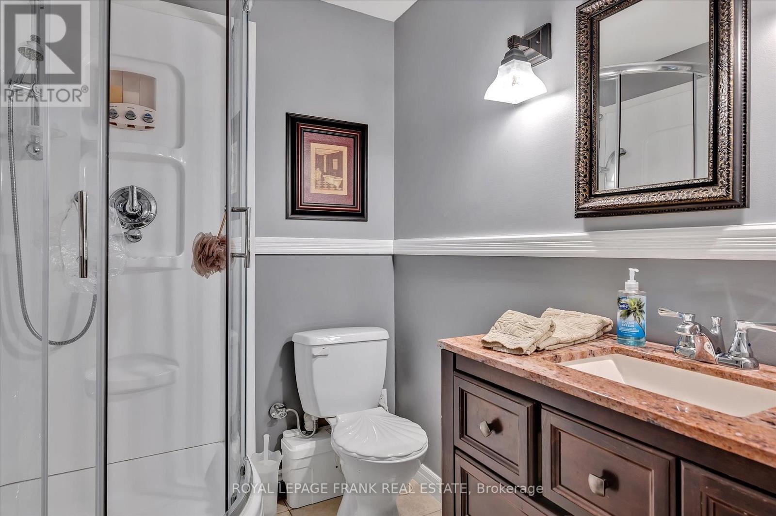 












229 LONSBERRY LANE

,
Douro-Dummer,




Ontario
K0L3A0

