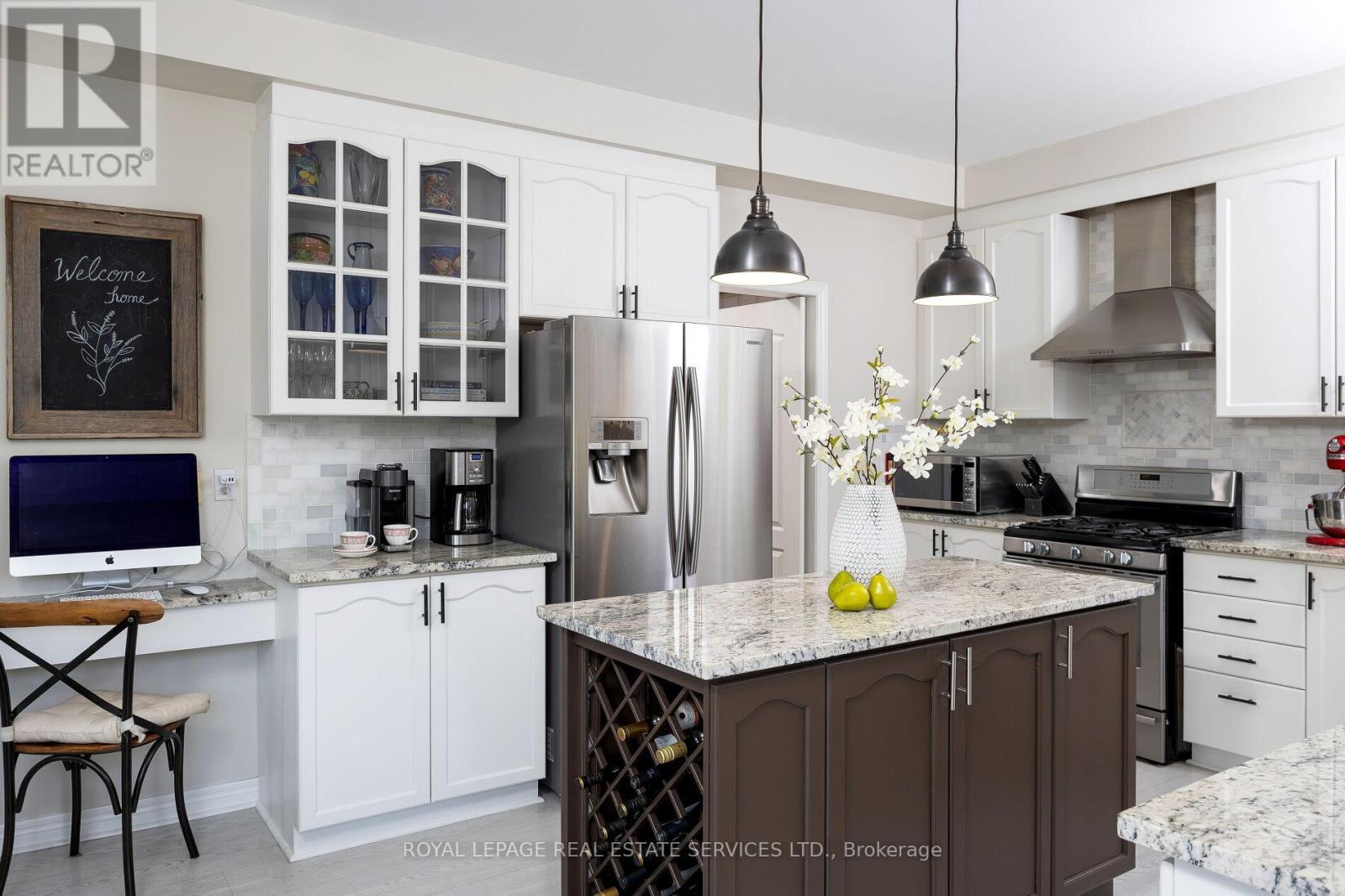 












2182 MARIPOSA ROAD

,
Oakville,




Ontario
L6M4R9


