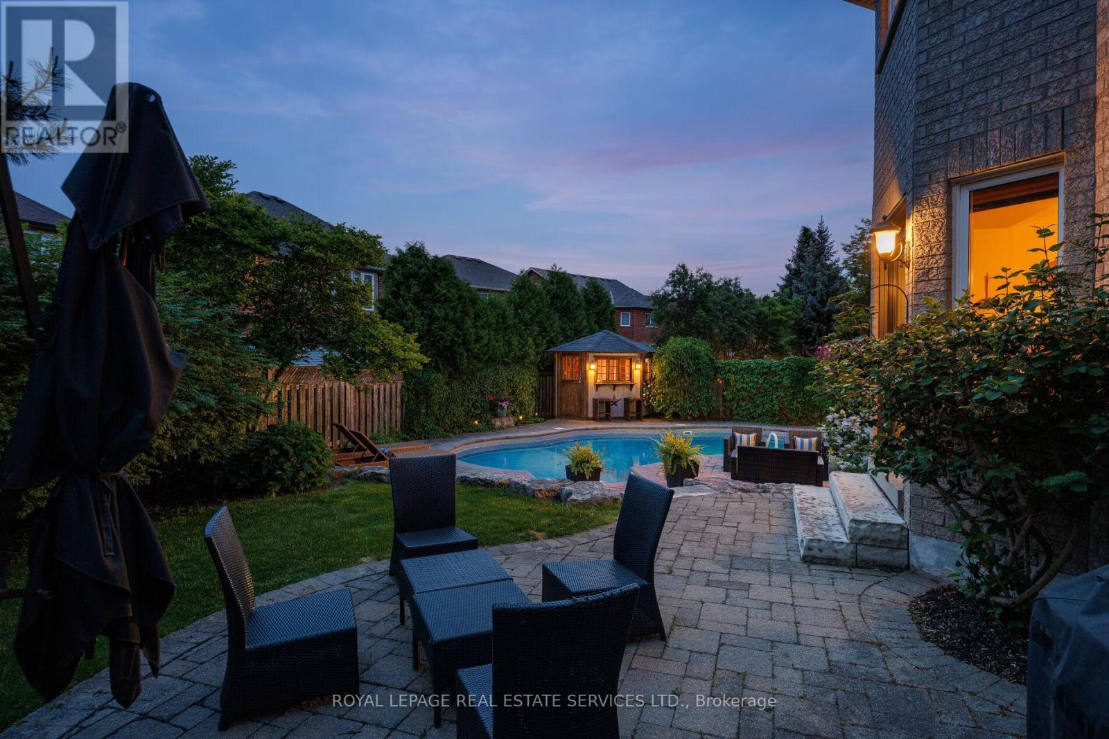 












2182 MARIPOSA ROAD

,
Oakville,




Ontario
L6M4R9

