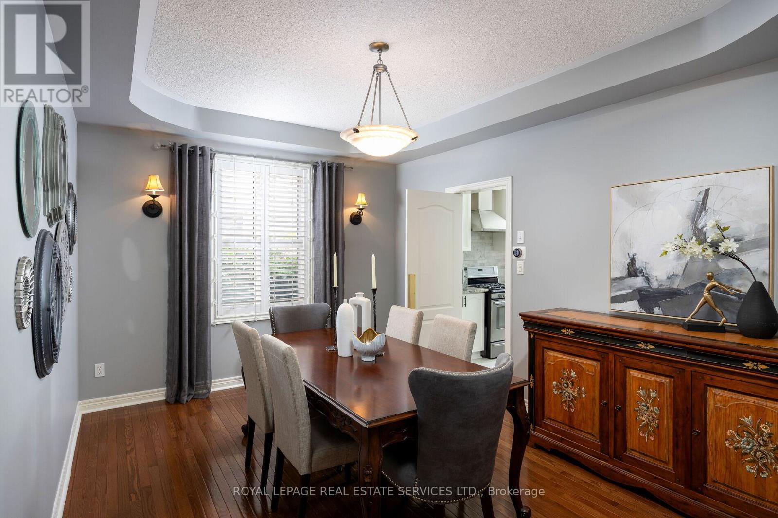 












2182 MARIPOSA ROAD

,
Oakville,




Ontario
L6M4R9


