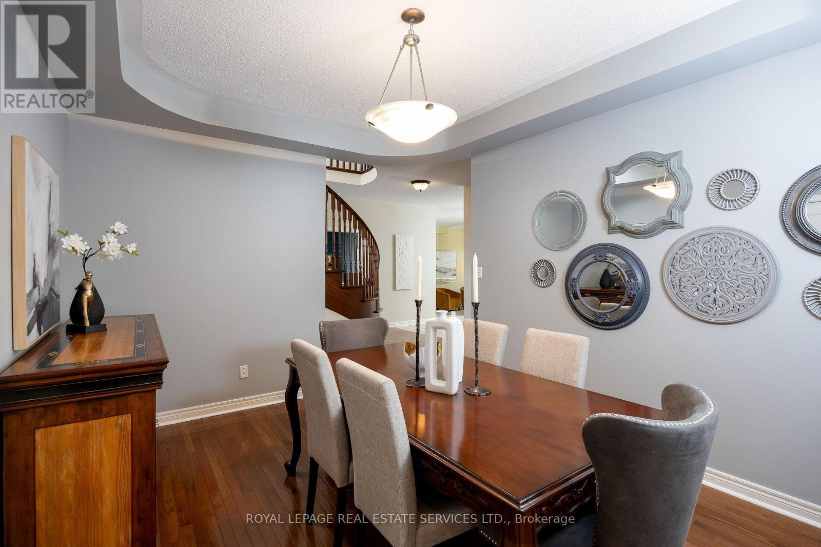 












2182 MARIPOSA ROAD

,
Oakville,




Ontario
L6M4R9

