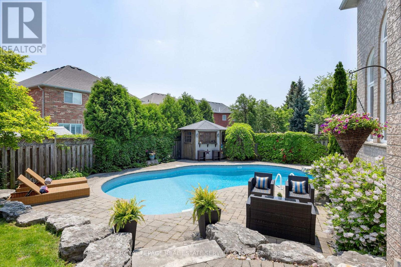 












2182 MARIPOSA ROAD

,
Oakville,




Ontario
L6M4R9

