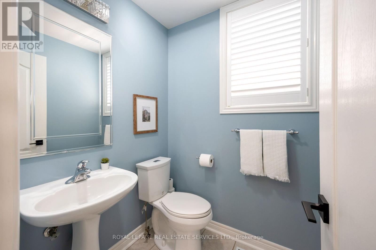 












2182 MARIPOSA ROAD

,
Oakville,




Ontario
L6M4R9

