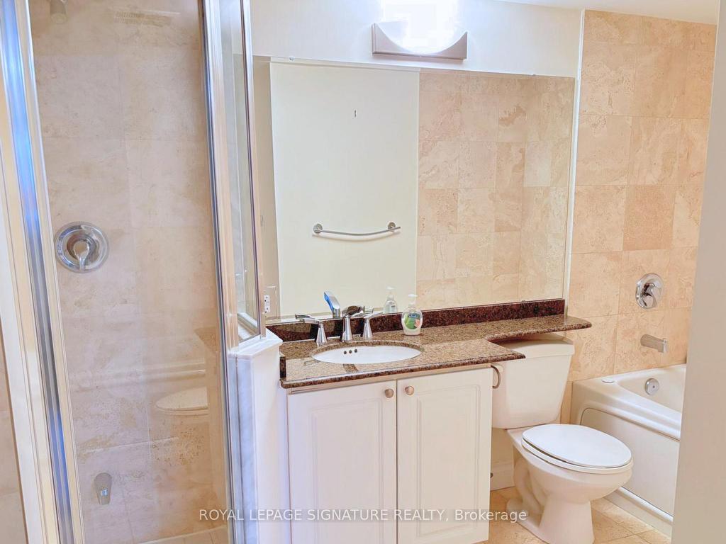 









800


Spadina

Road, 404,
Toronto,




ON
M5P 3N2

