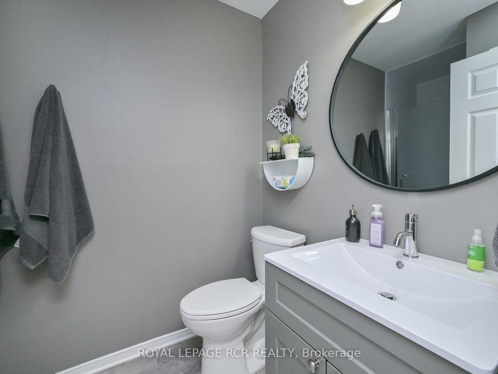 









114


Green Briar

Road,
New Tecumseth,




ON
L9R 1S3

