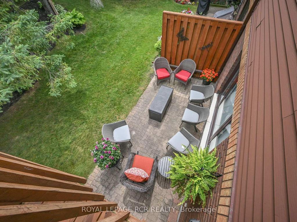 









114


Green Briar

Road,
New Tecumseth,




ON
L9R 1S3

