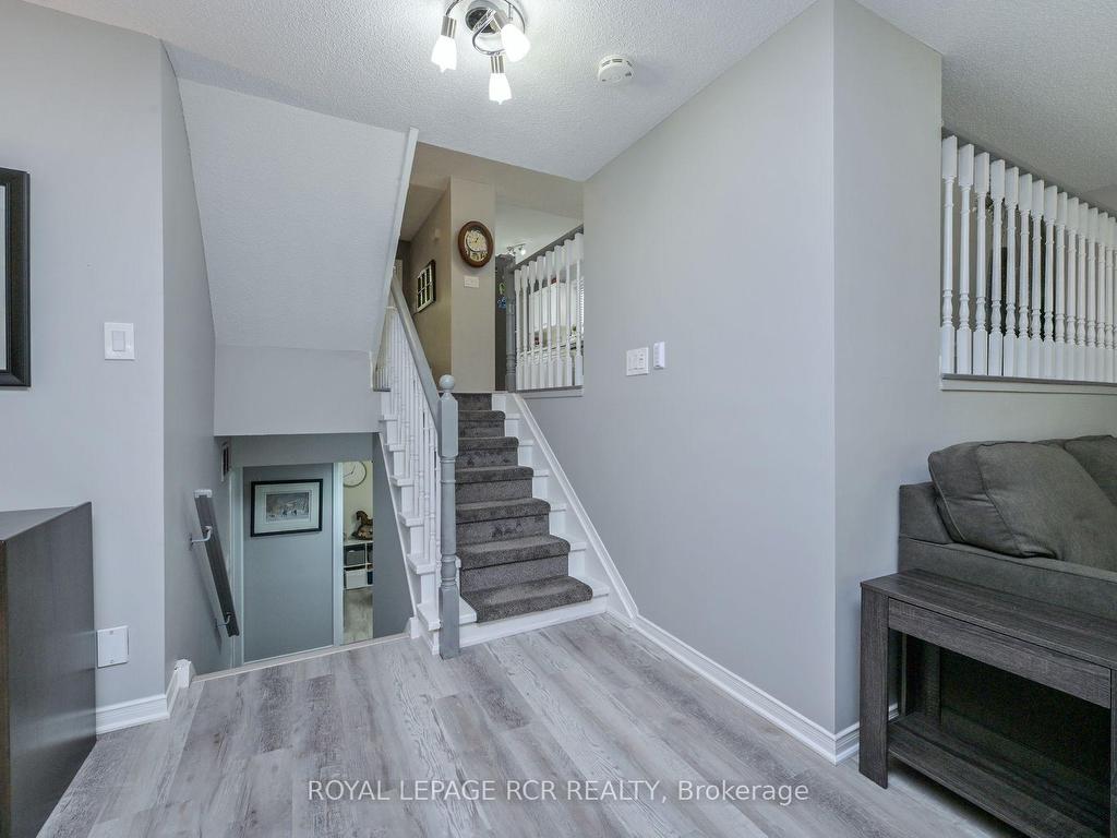 









114


Green Briar

Road,
New Tecumseth,




ON
L9R 1S3

