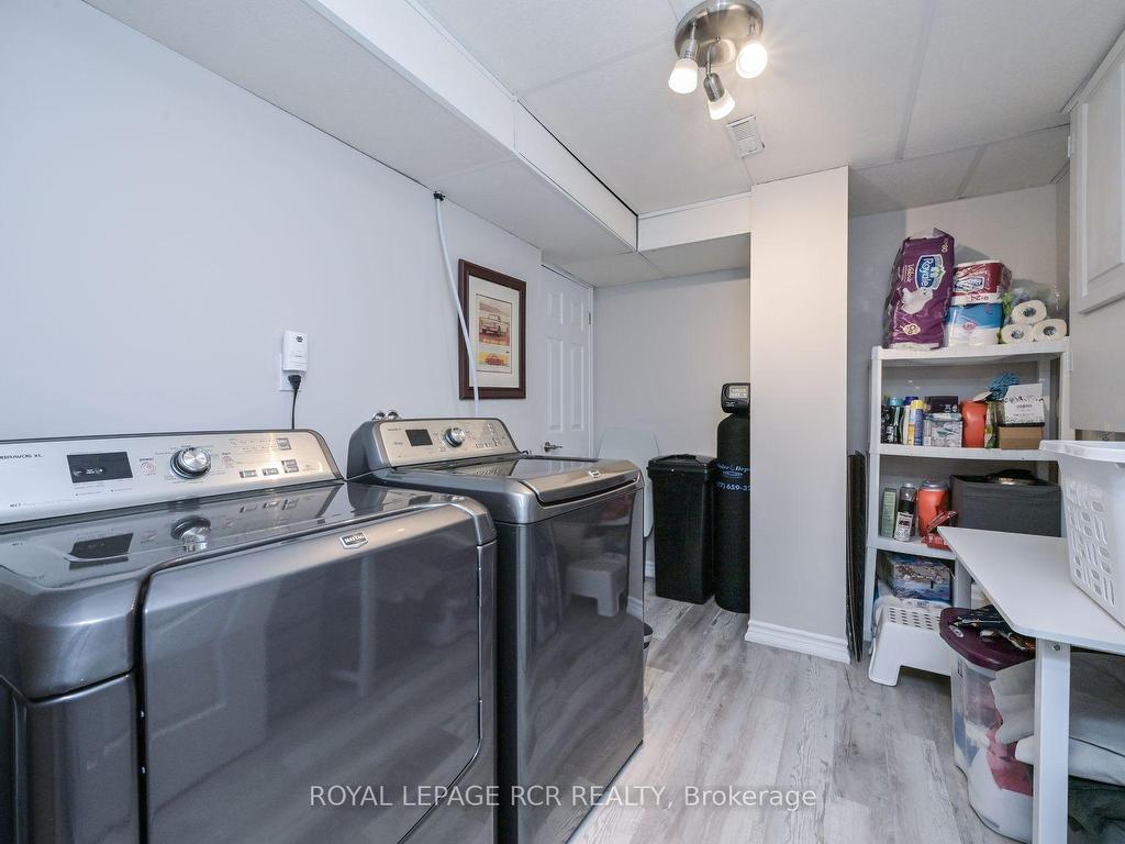 









114


Green Briar

Road,
New Tecumseth,




ON
L9R 1S3

