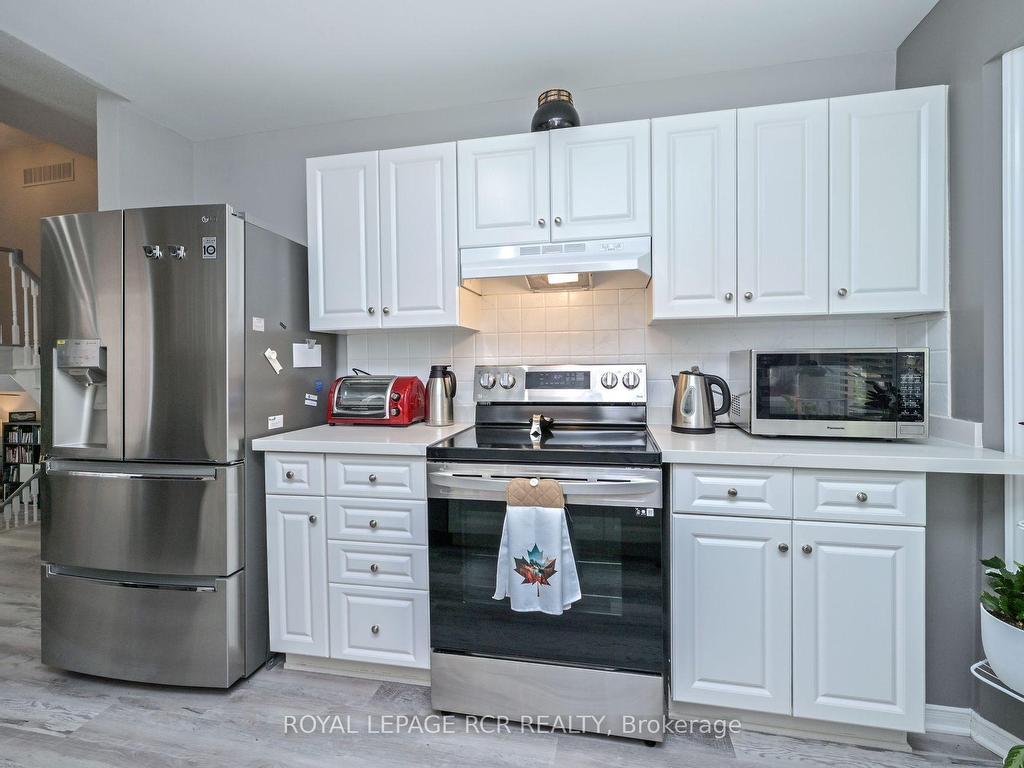 









114


Green Briar

Road,
New Tecumseth,




ON
L9R 1S3

