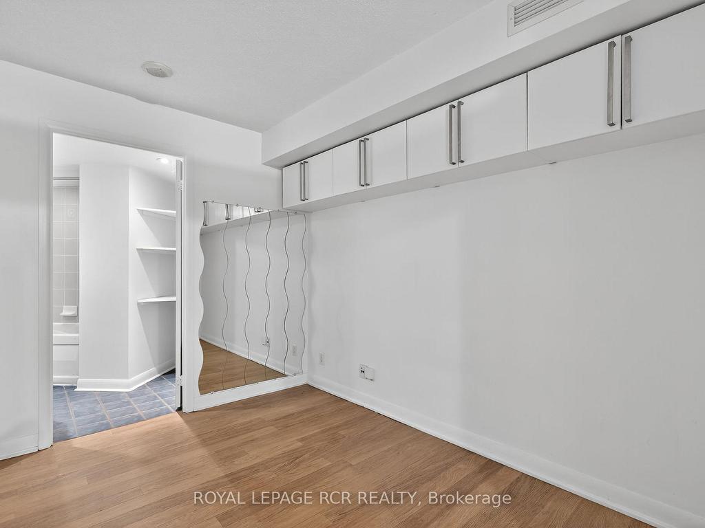 









600


Fleet

Street, 310,
Toronto,




ON
M5V 1B7

