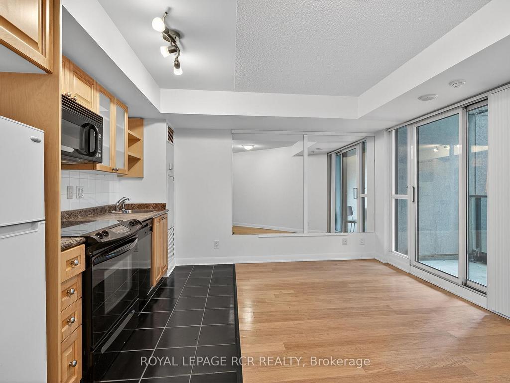









600


Fleet

Street, 310,
Toronto,




ON
M5V 1B7

