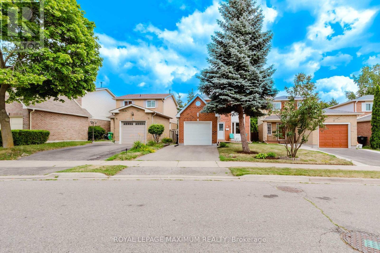 












6 CASSANDER CRESCENT

,
Brampton,




Ontario
L6Z1Z2

