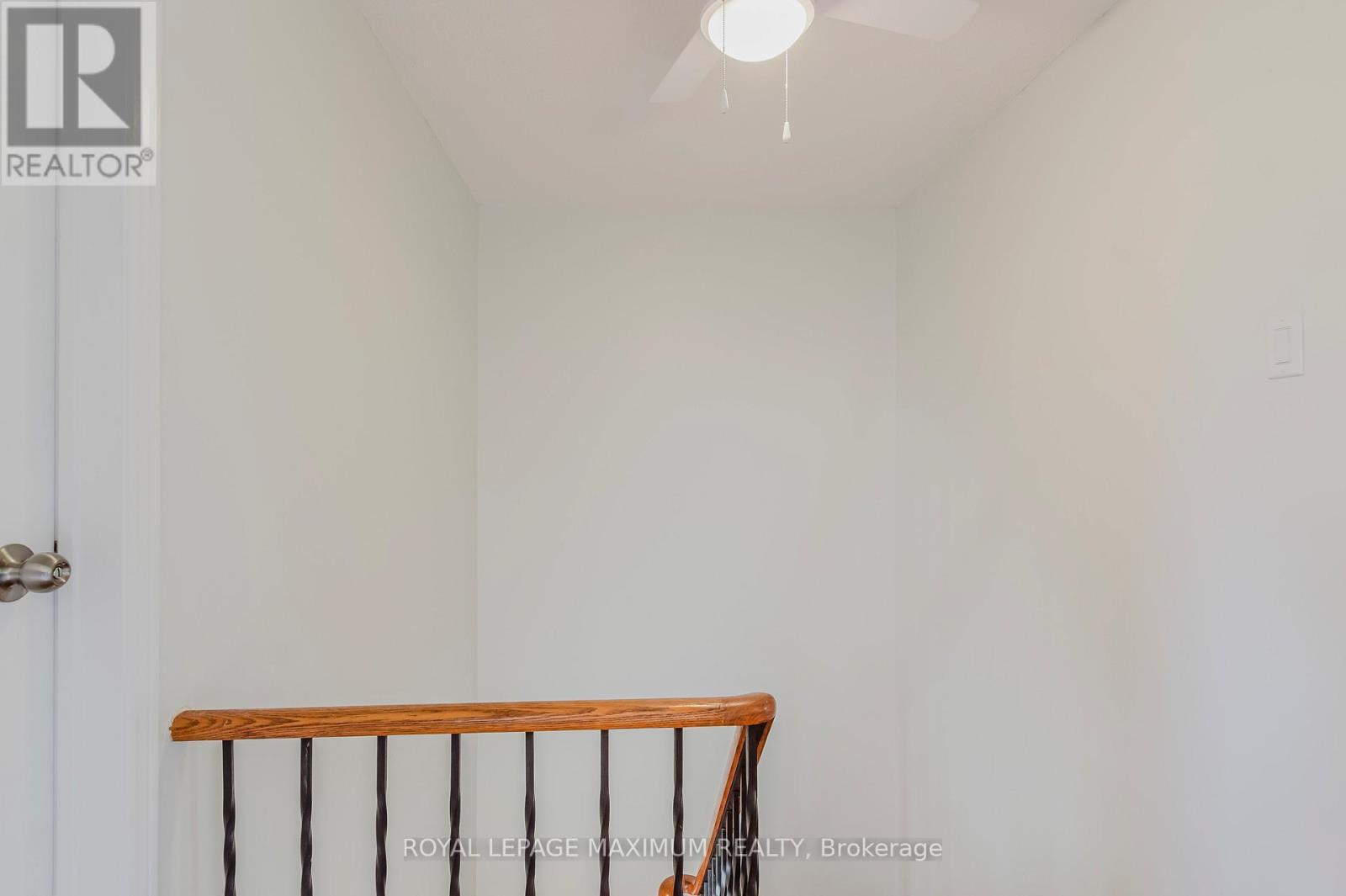 












6 CASSANDER CRESCENT

,
Brampton,




Ontario
L6Z1Z2

